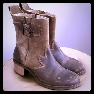 Gorgeous Olukai Boots